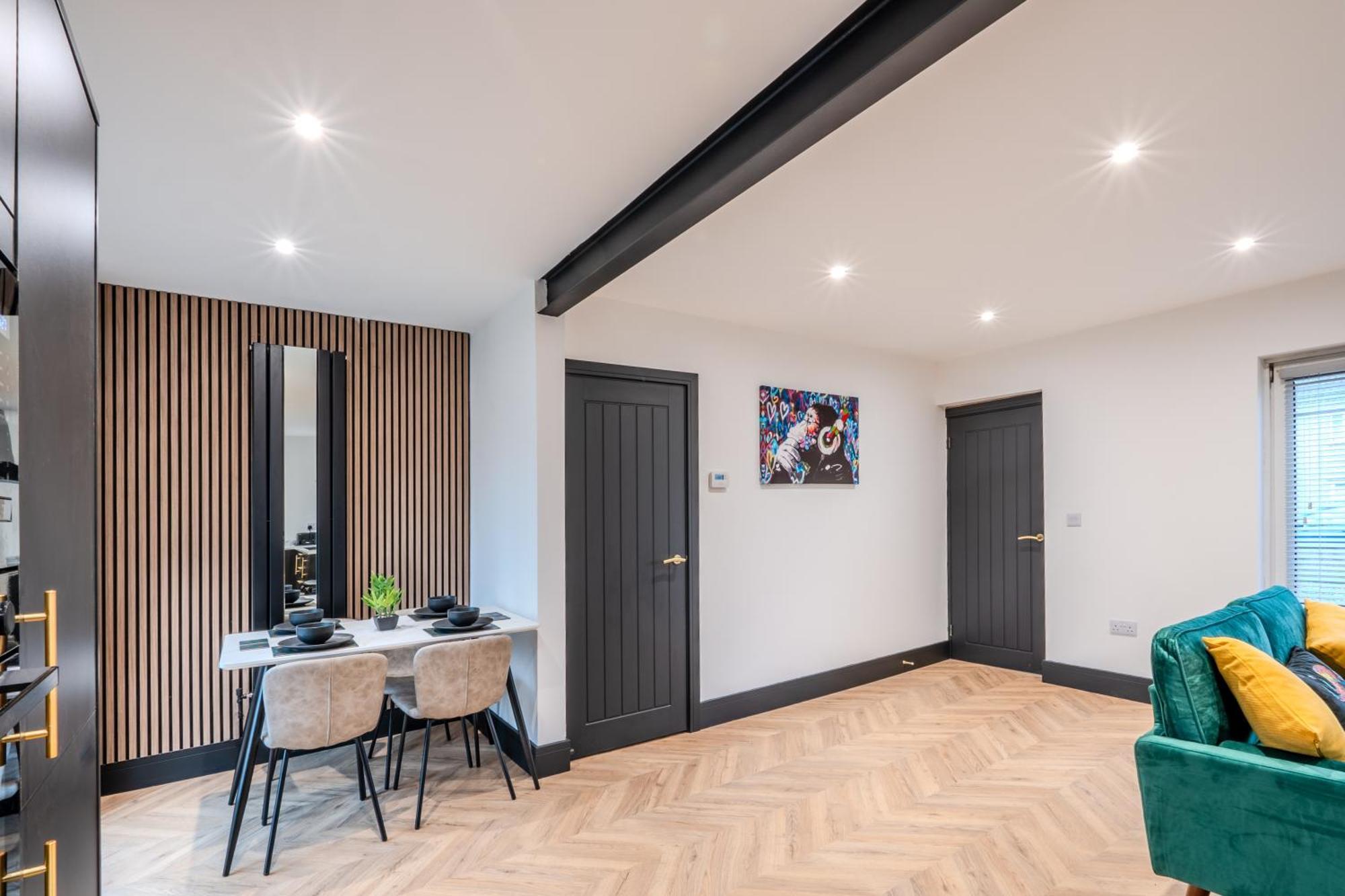 Modern 3Br Home - Private Parking - Tv In Every Bedroom Swansea Exterior foto